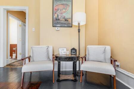 Beautiful Downstairs 1Bed 1Bth Charmer- Pet Friendly Мичиган Сити Экстерьер фото